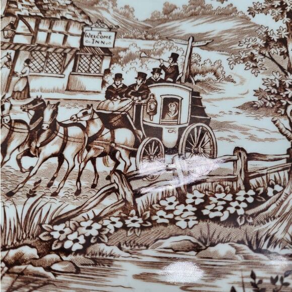 Franciscan Transferware Coaching Days Staffordshire 2 Vintage Dinner Plates - Picture 8 of 9